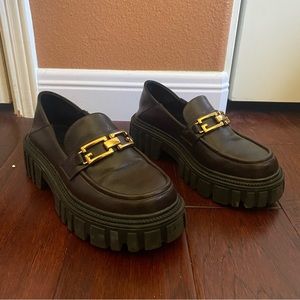 Latellier - Leather Platform Loafers with chain (size 7)